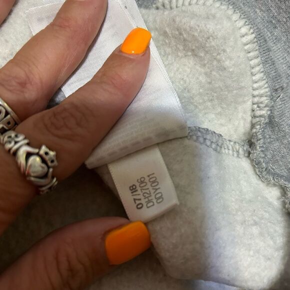 adidas Logo Graphic Sweatshirt XL 15/16 Fleece Grey/White Trefoil Logo - Picture 6 of 11